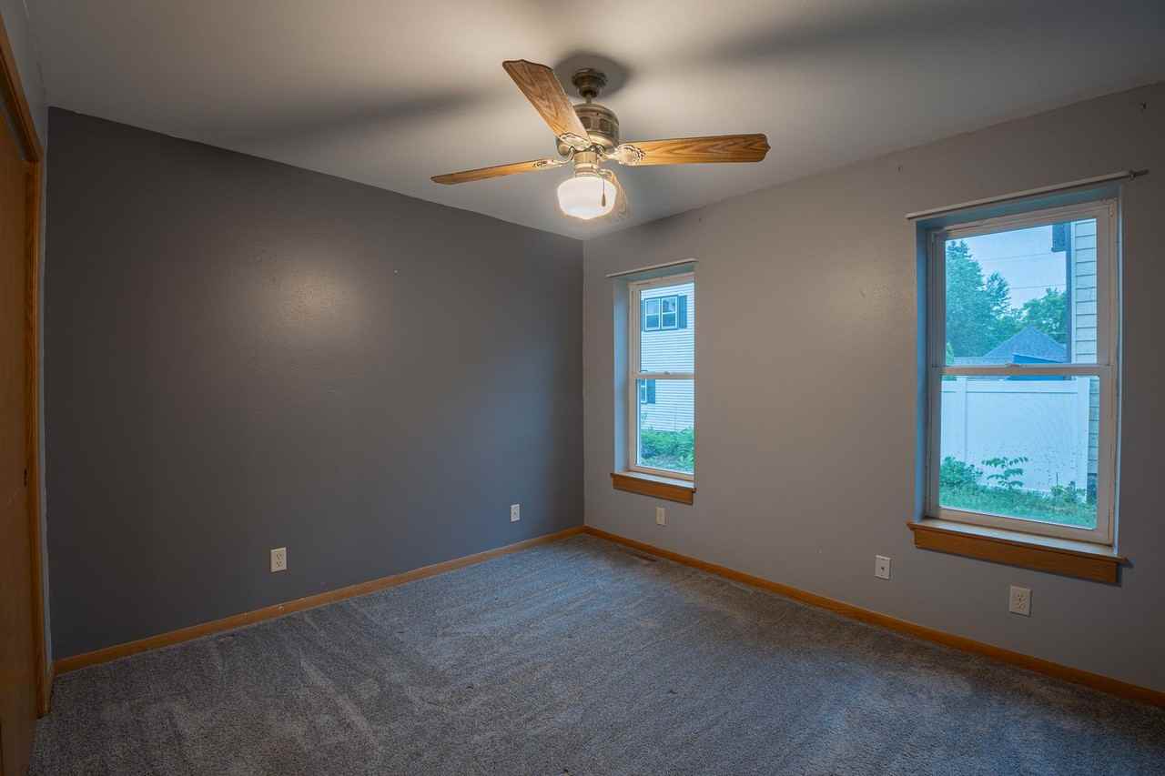 701 S 6th St - Photo 7 of 13