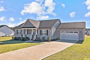 featured image of 119 Aviemore Ln