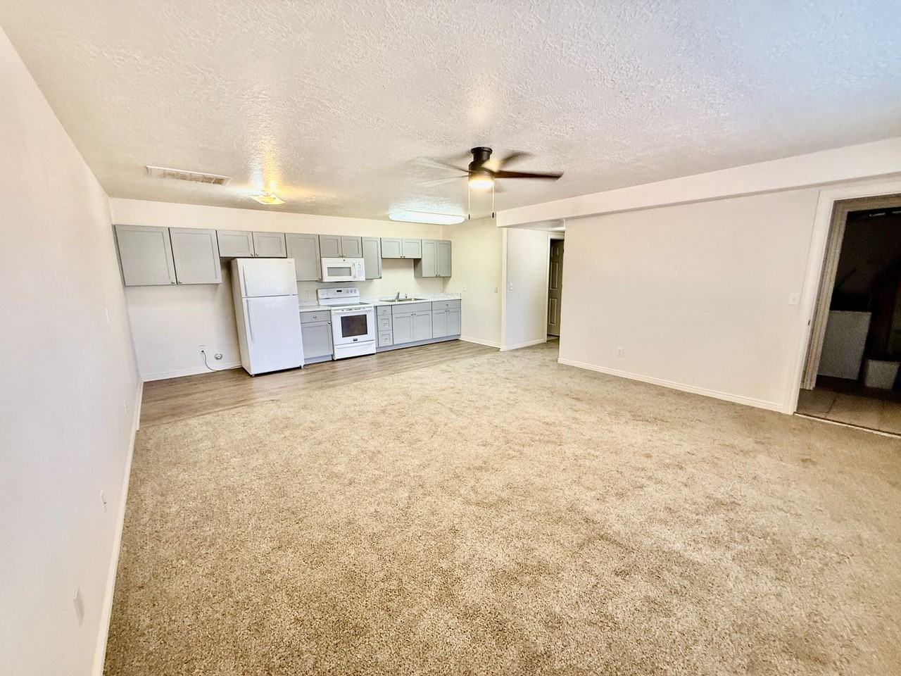165 N 300 E - Photo 3 of 16