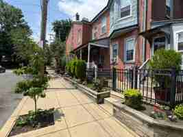 featured image of 1637 Haworth St #C