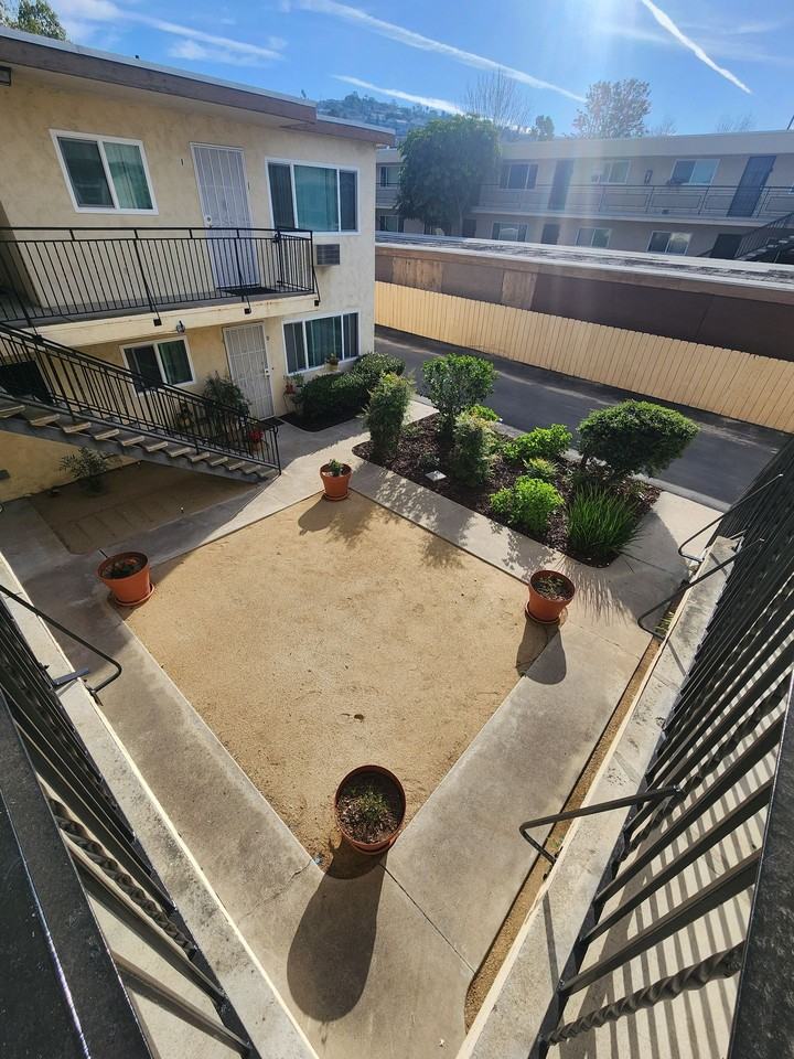 3830 - Photo 2 of 2