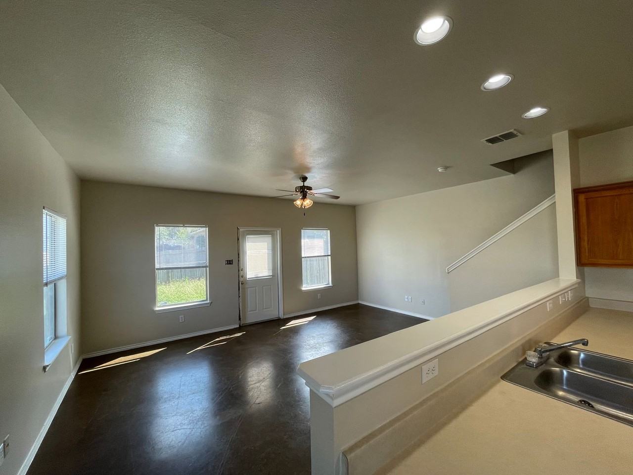 5730 Golf Hts #1 - Photo 2 of 22