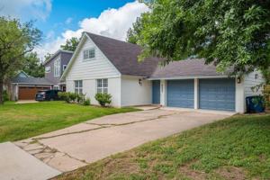 featured image of 5504 Coventry Ln