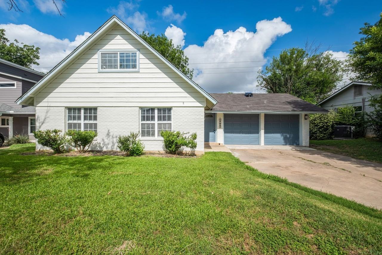 5504 Coventry Ln - Photo 2 of 39