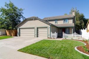 featured image of 9270 Emerald Crest Dr