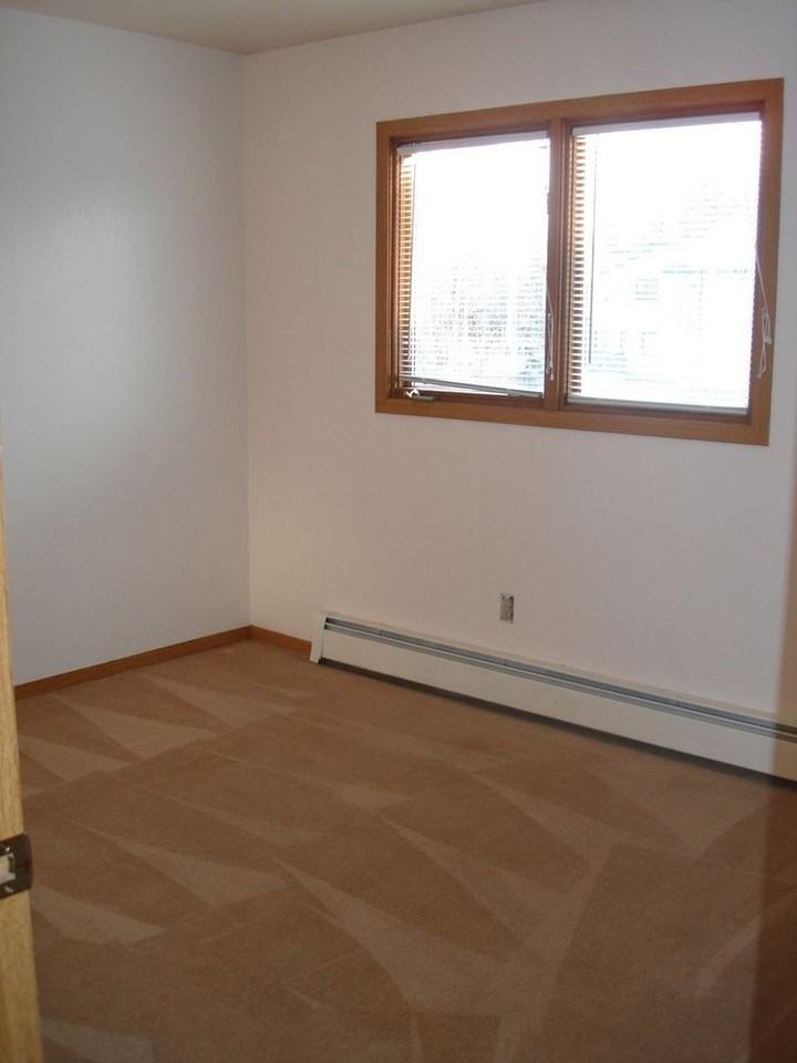 1931 Marthas Vineyard Cir #4 - Photo 6 of 12