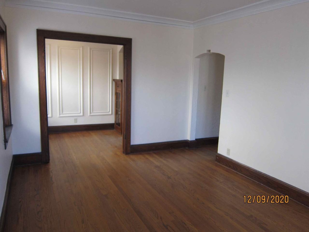 3807 N Oakland Ave #08 - Photo 5 of 14