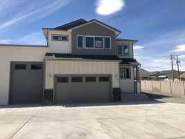featured image of 1716 Danny Boy Ln
