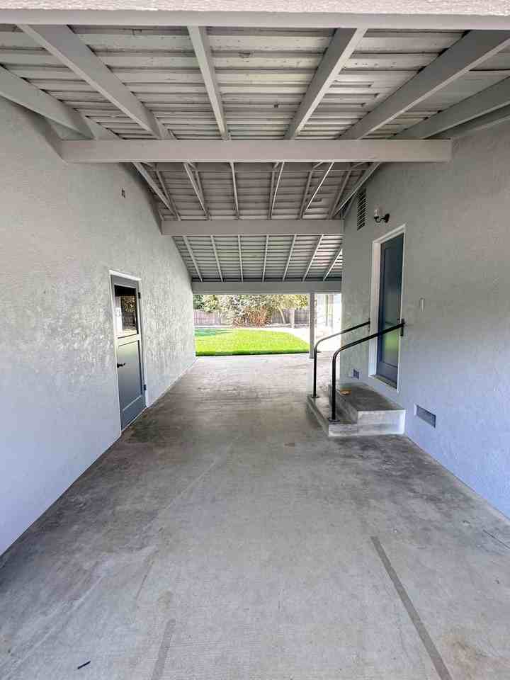 4700 Winding Way - Photo 6 of 21