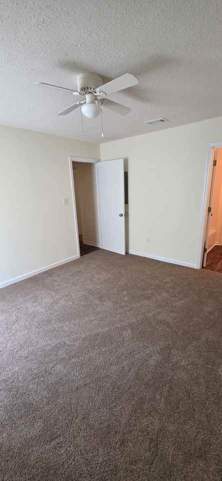 2929 Wakefield Ct - Photo 5 of 14