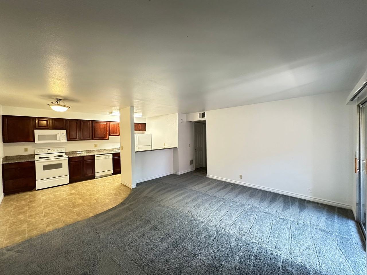 4340 Sandy River Dr #84 - Photo 4 of 12
