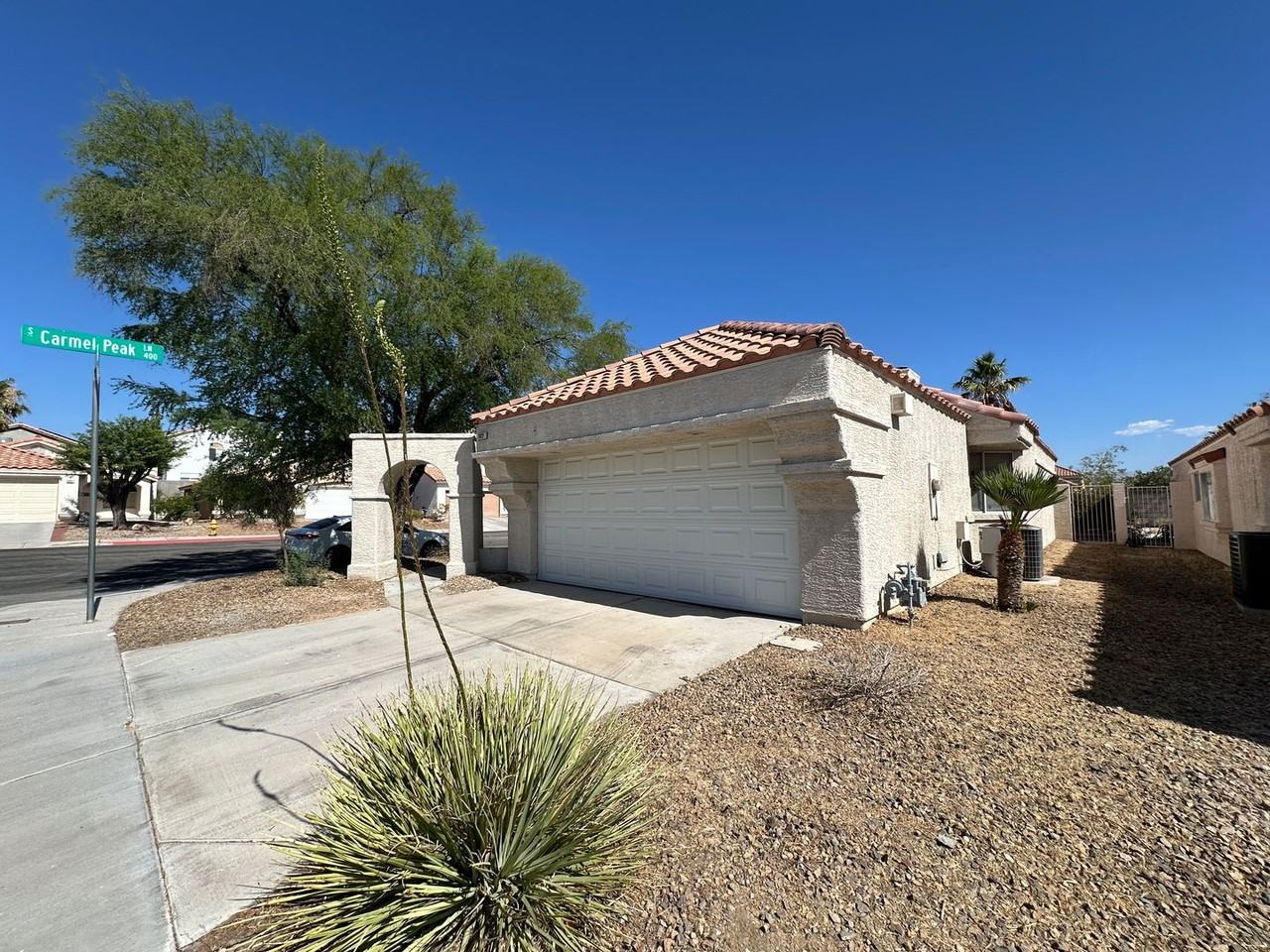 7872 Mt Whitney Cir - Photo 2 of 18