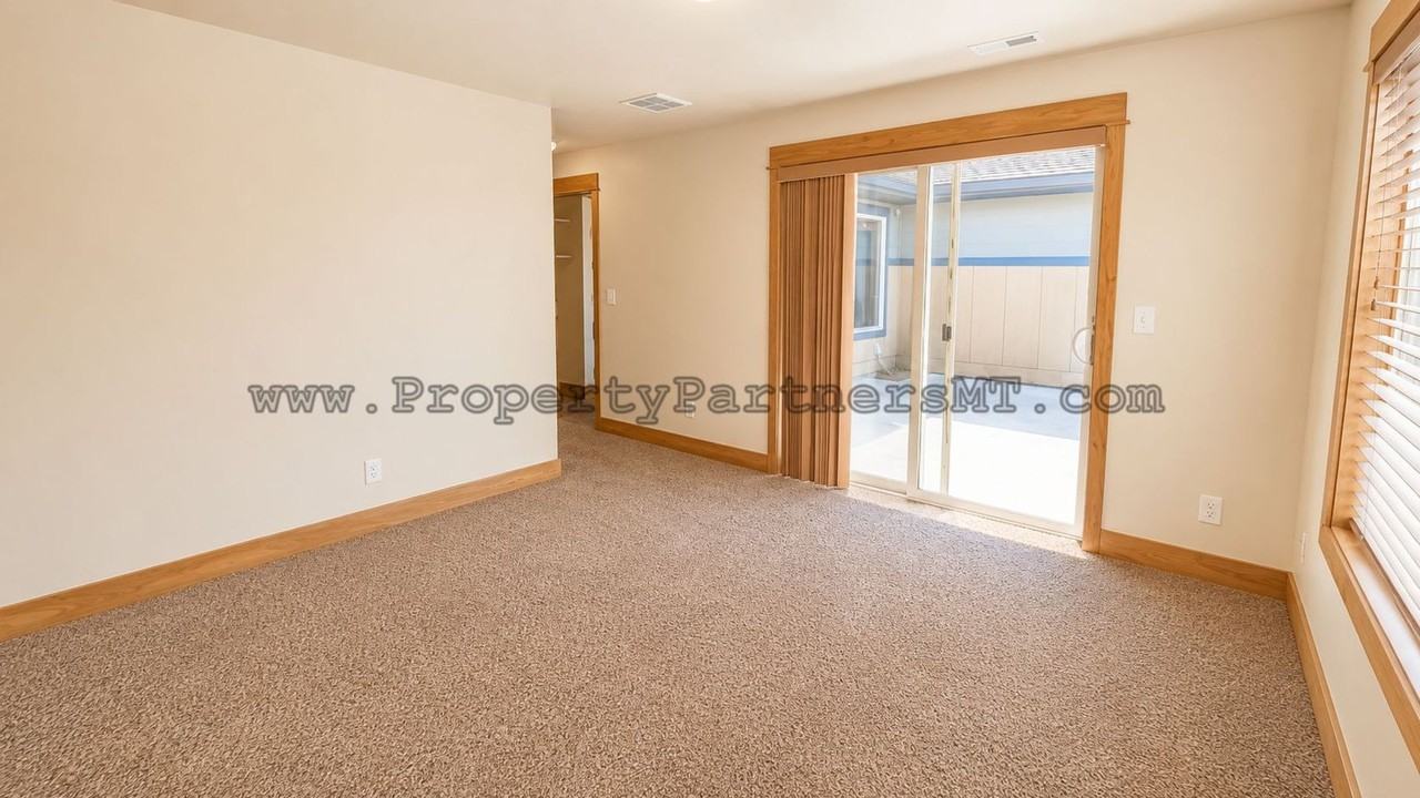 918 Flanders Creek Ave - Photo 6 of 16