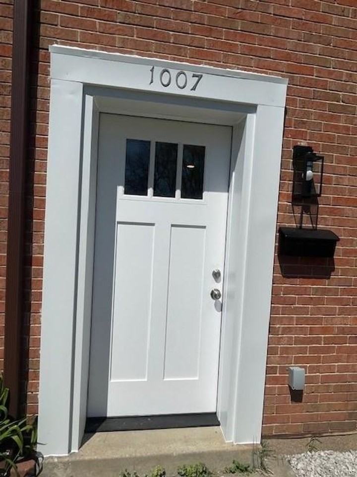 1007 Pine St - Photo 2 of 15