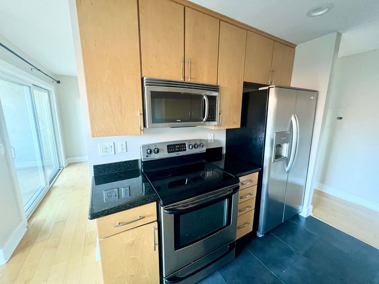 836 W Pennsylvania Ave #205 - Photo 2 of 21