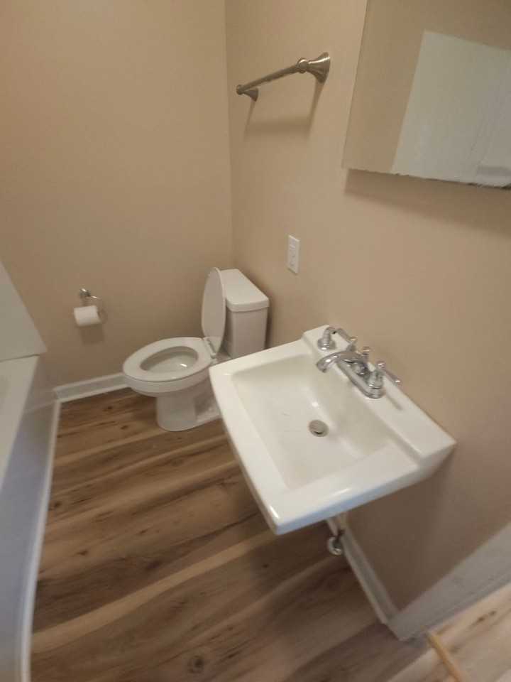 912 Forest St - Photo 7 of 31