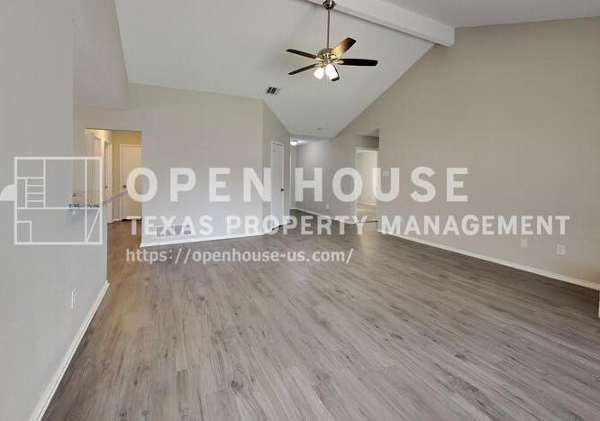 1025 Bass Dr - Photo 4 of 21
