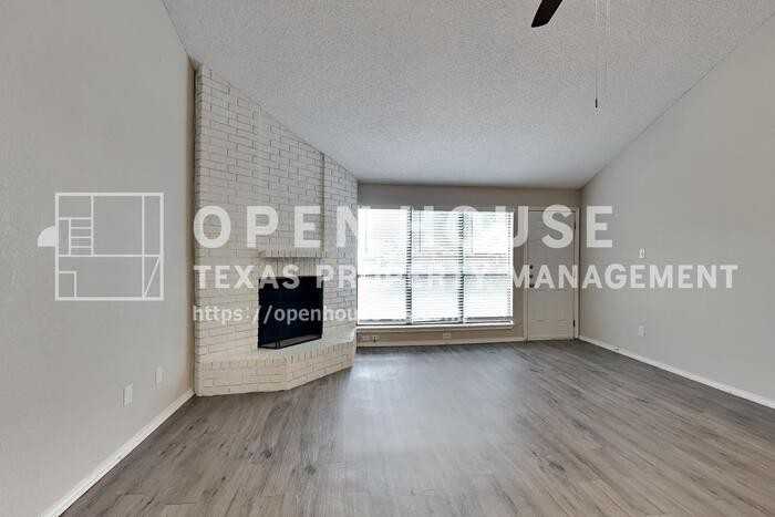 1025 Bass Dr - Photo 5 of 21