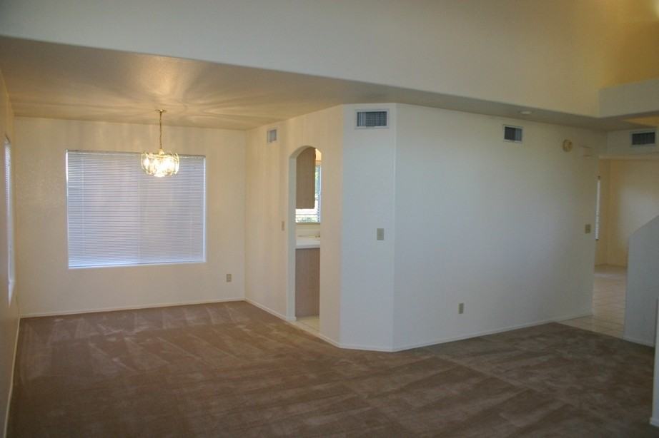 3673 W Pony Trl - Photo 4 of 17