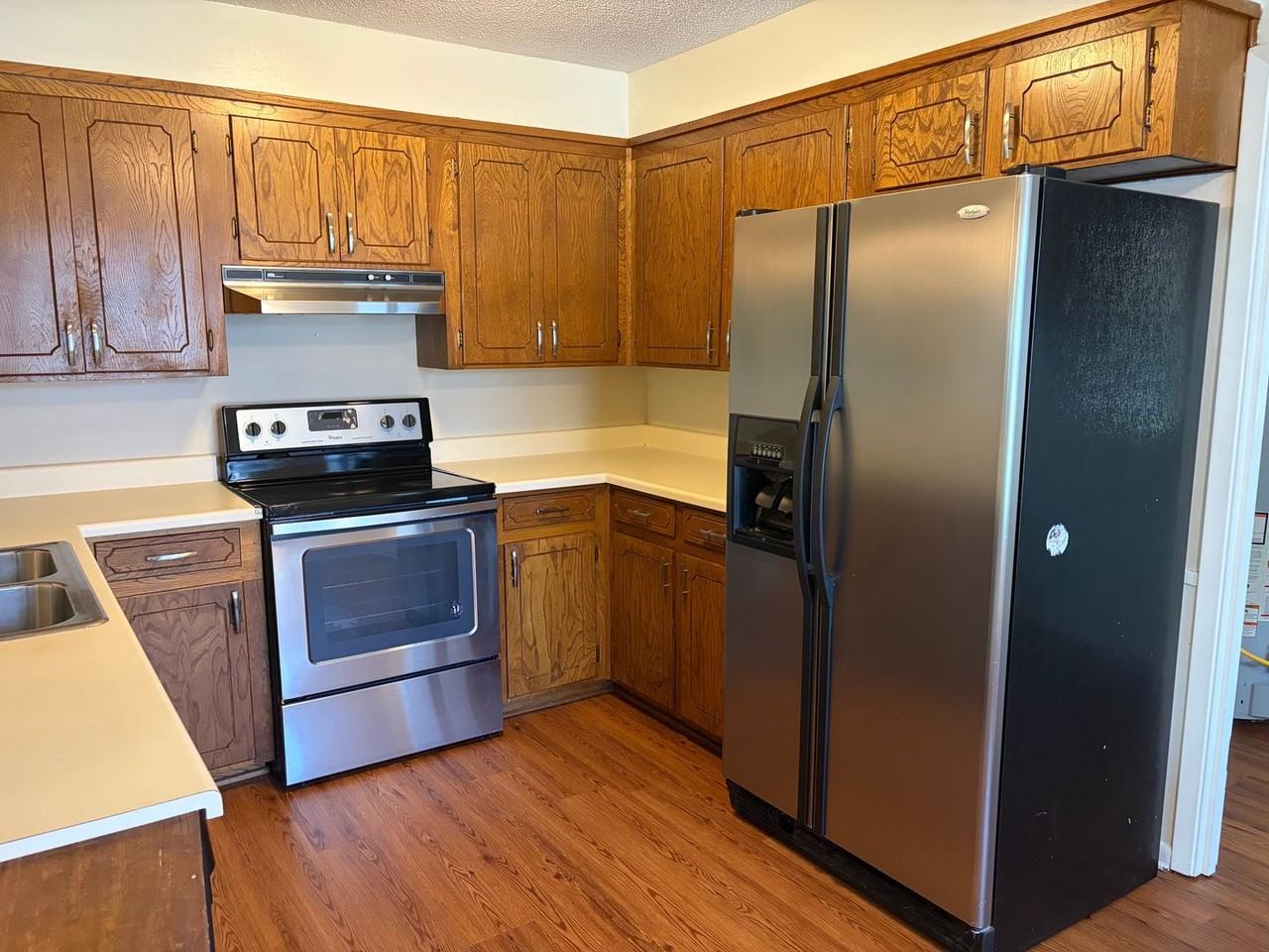 1823 Pluto Dr - Photo 3 of 12