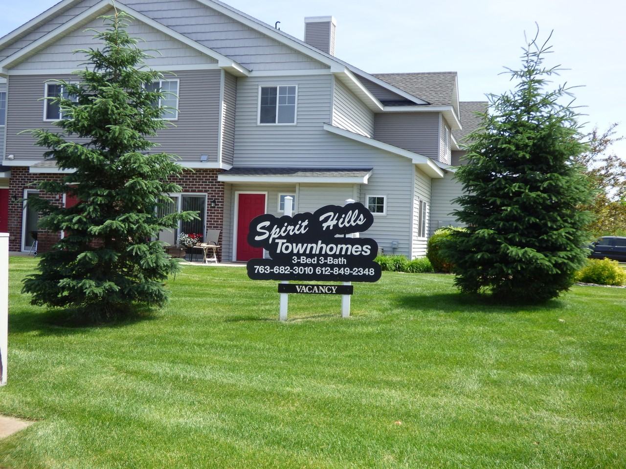 5793 Mount Curve Blvd - Photo 3 of 30