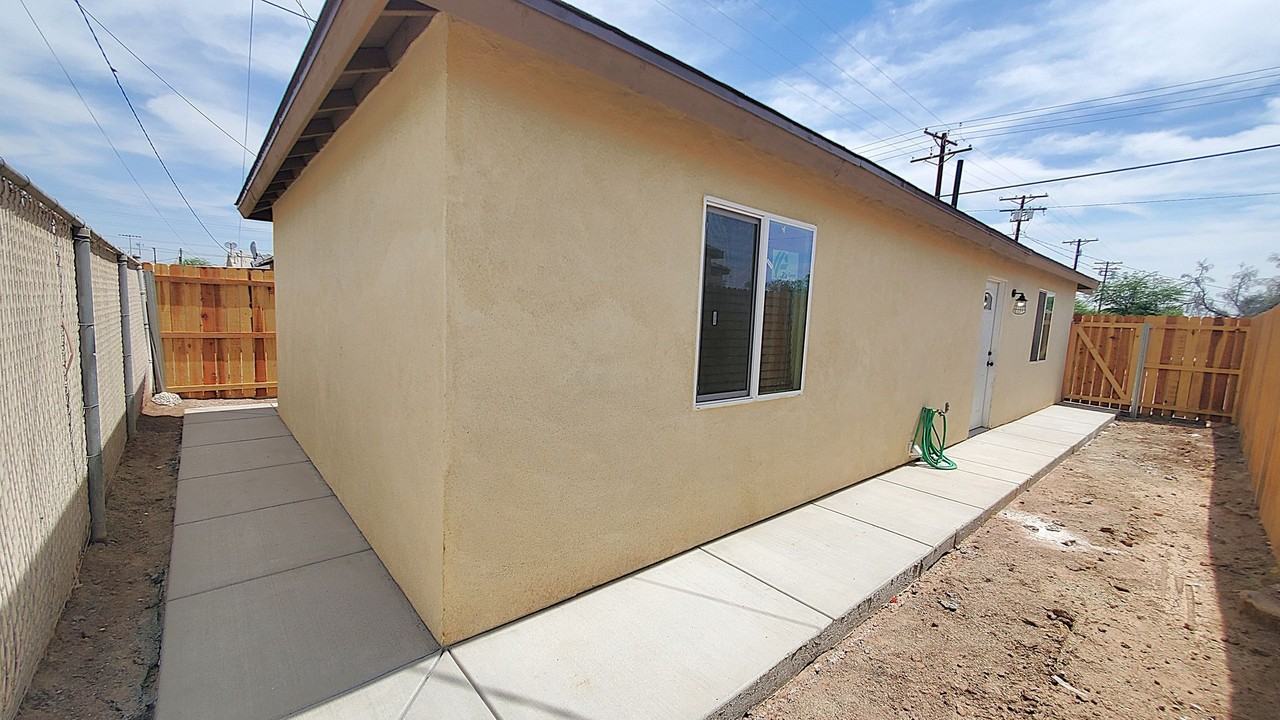 708 W Euclid Ave - Photo 3 of 27
