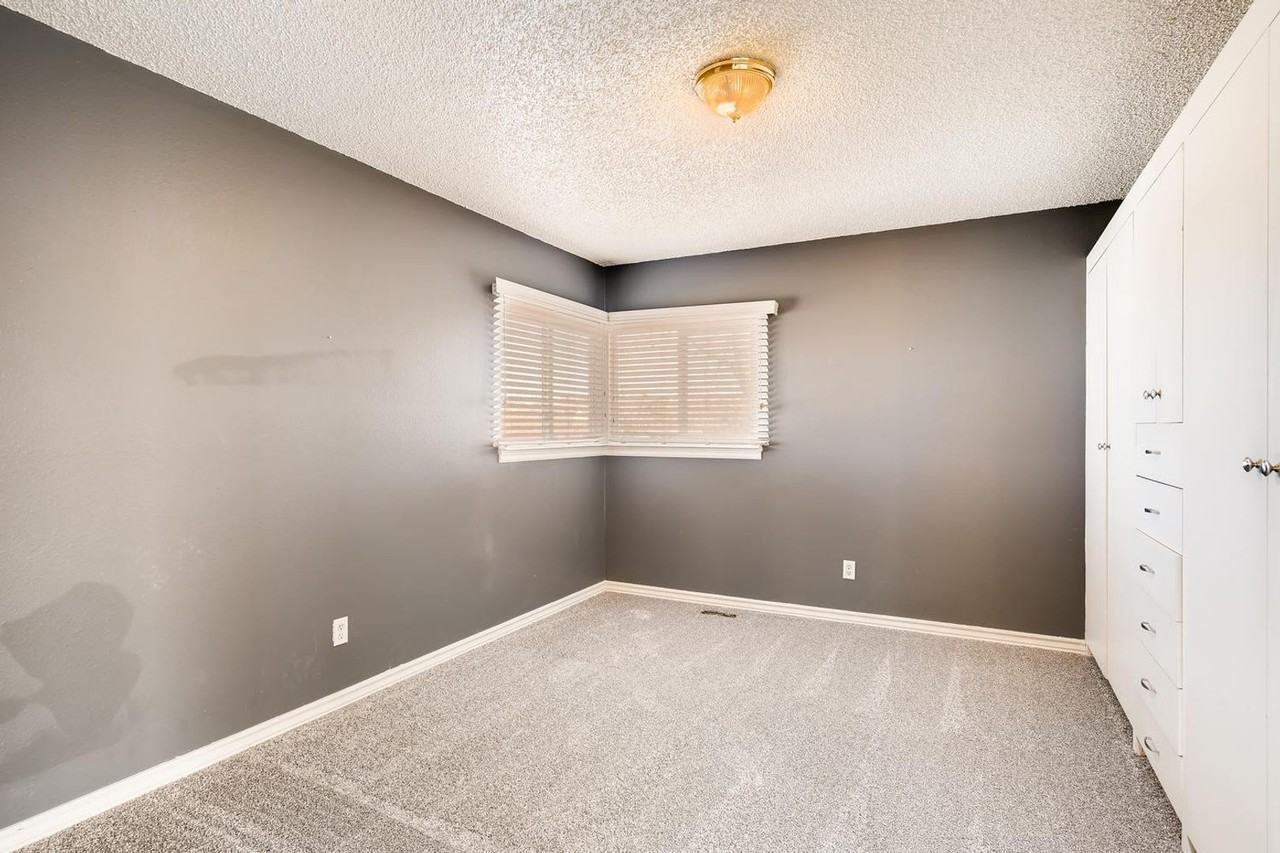 2634 Deliverance Dr - Photo 5 of 11