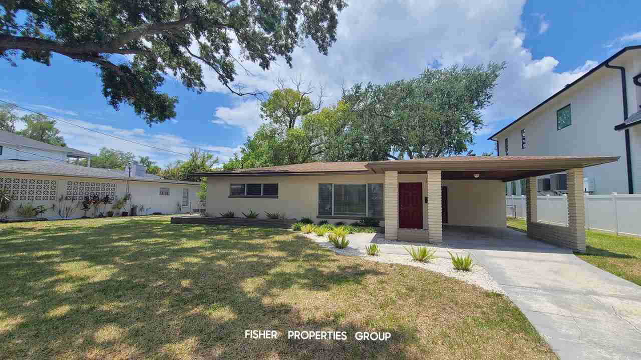 621 Riviera Dr - Photo 2 of 32