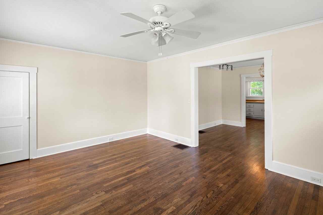 105 Stonewall Ave - Photo 7 of 22