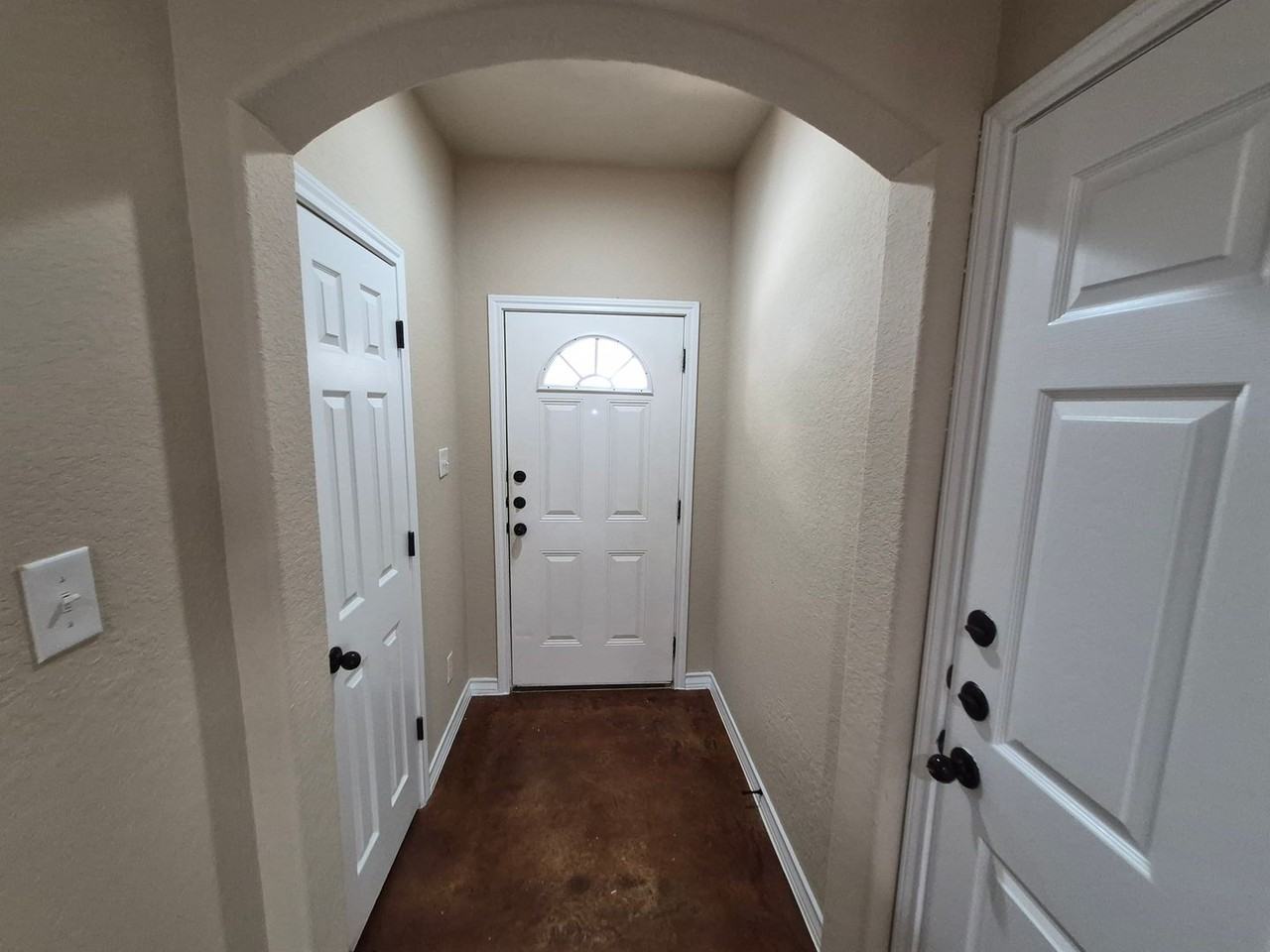 6304 Attucks Ln - Photo 2 of 25