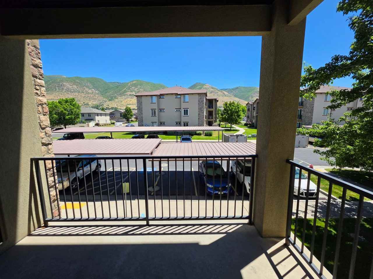 638 N 400 W #E - Photo 6 of 20