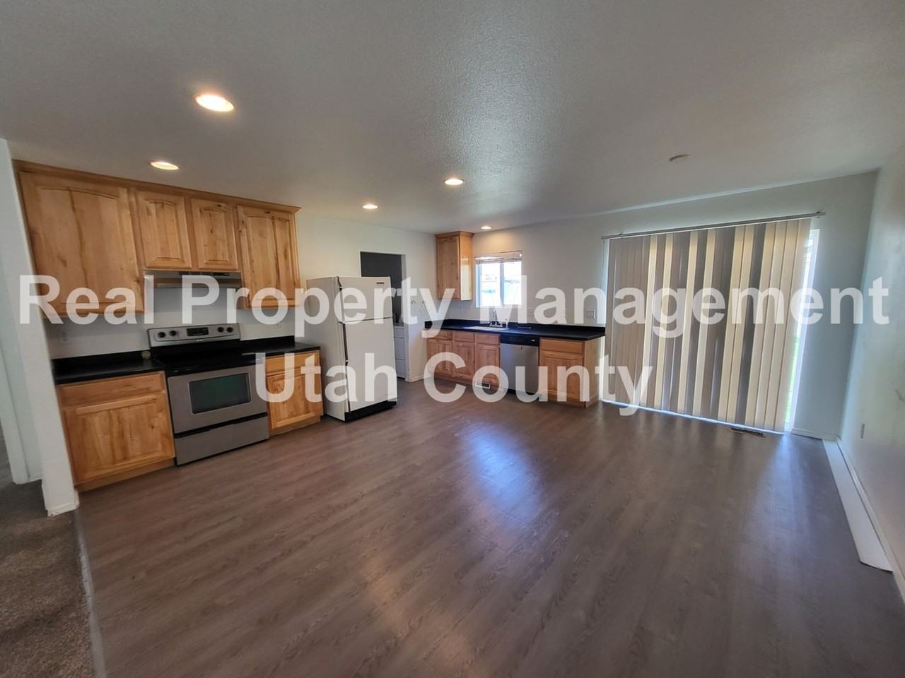 2169 E Summit Way - Photo 4 of 22
