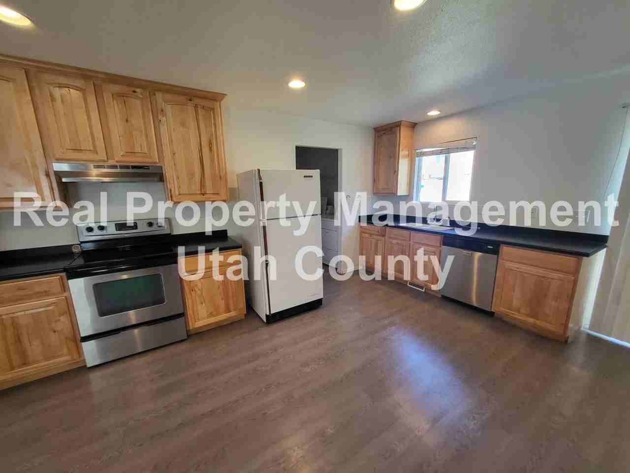 2169 E Summit Way - Photo 5 of 22