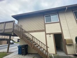 featured image of 2262 Eric Ct #4