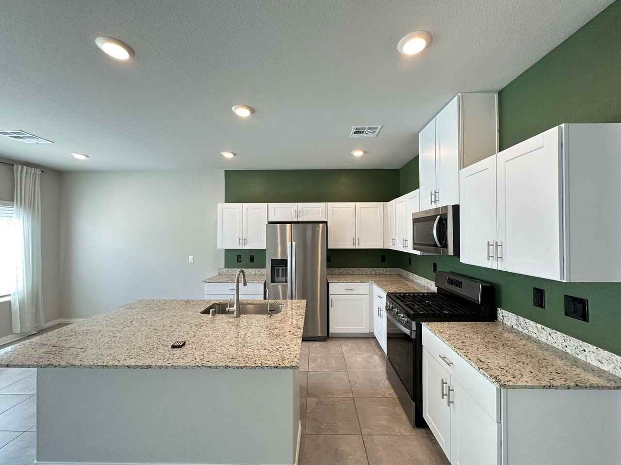 5370 White Butterfly St - Photo 5 of 25