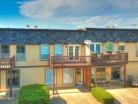 5924 W Hefner Rd - Photo 1 of 1