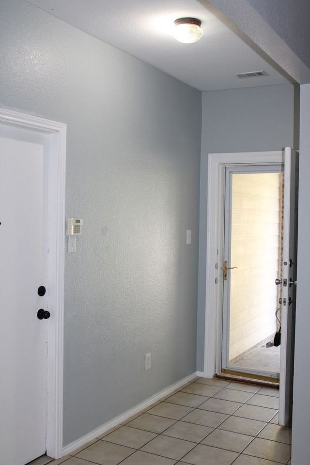 5820 Show Master Ln - Photo 3 of 28