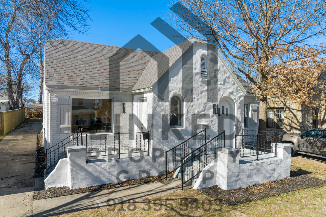 1338 S Florence Ave - Photo 3 of 16