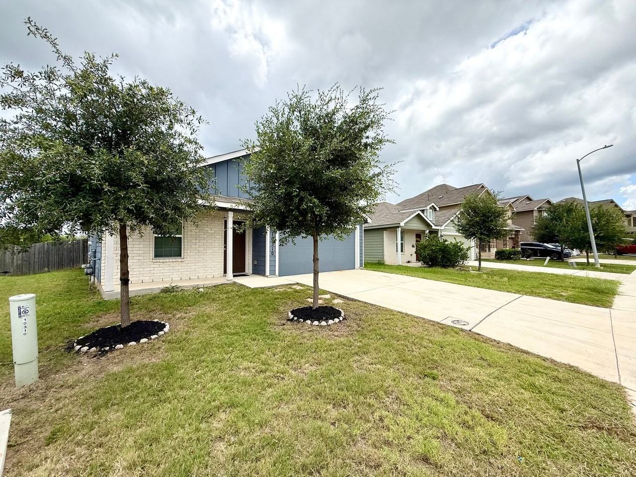 10310 Waverunner - Photo 4 of 27