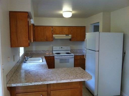 11990 SW Burlheights St - Photo 2 of 22