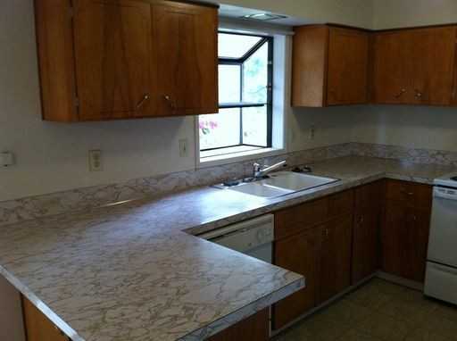 11990 SW Burlheights St - Photo 3 of 22