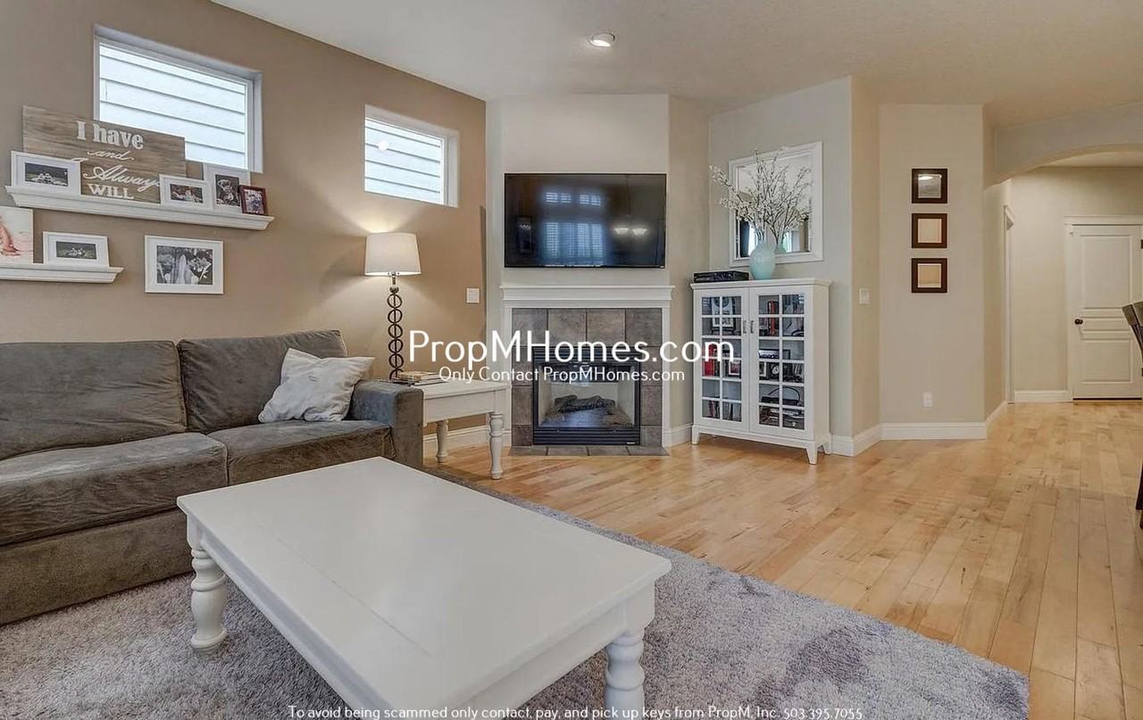 16711 Sw 134th Ter - Photo 3 of 23