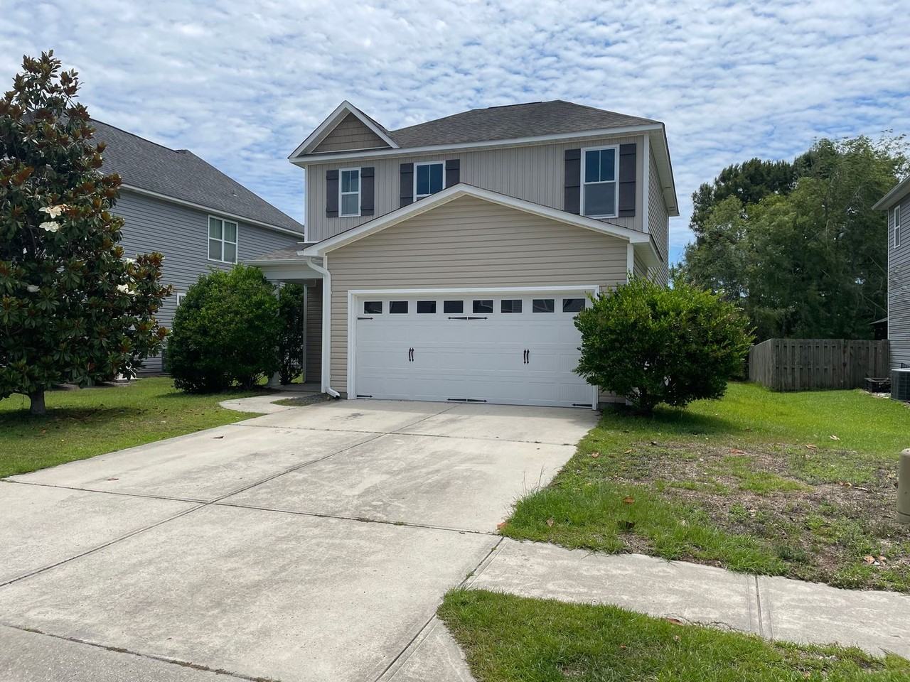 4019 Darrow Dr - Photo 2 of 41