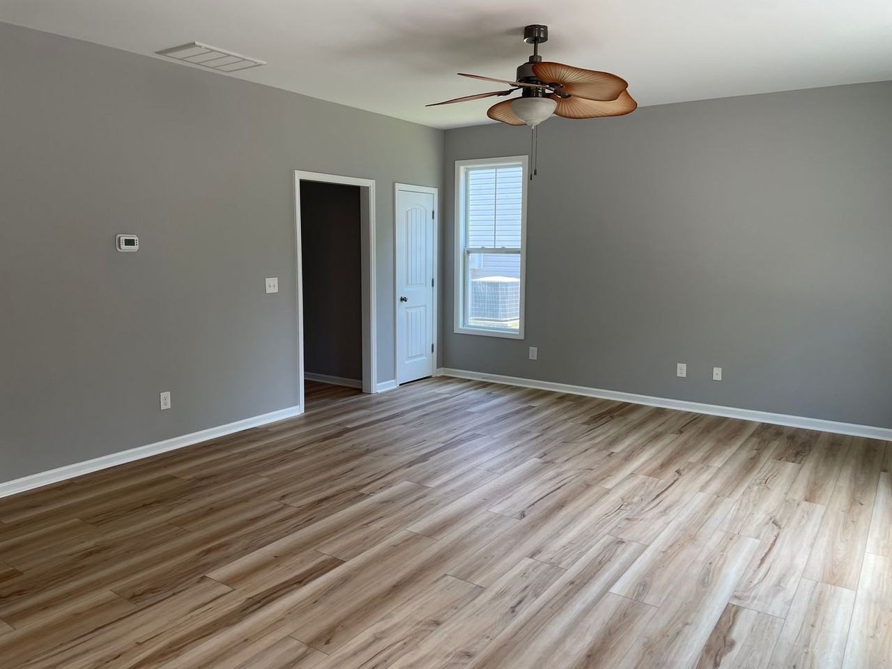 4019 Darrow Dr - Photo 3 of 41