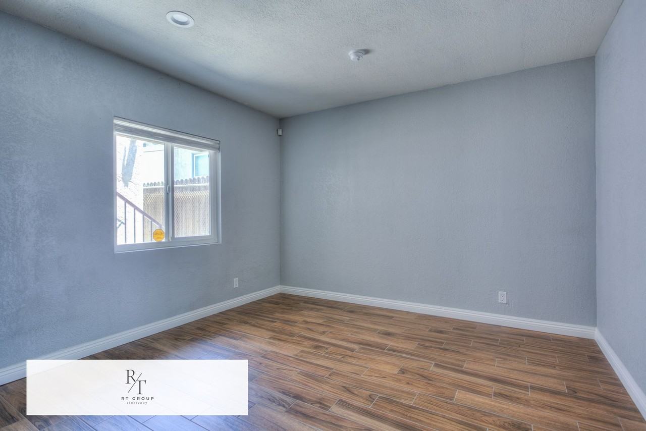 3045 Charlotte Ave - Photo 5 of 39