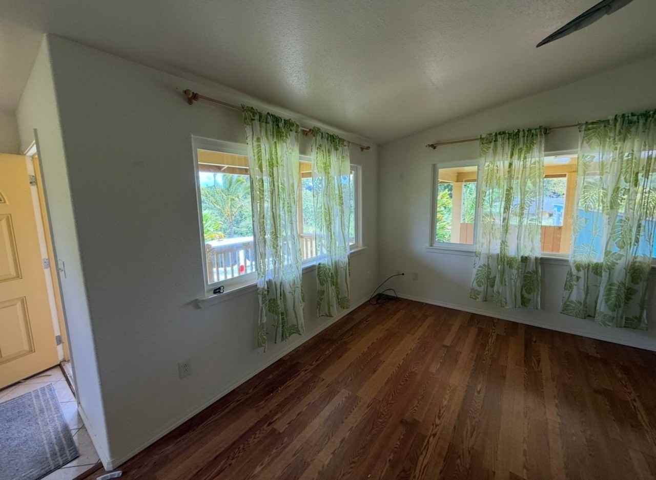 3409 Lauoho Rd - Photo 5 of 13
