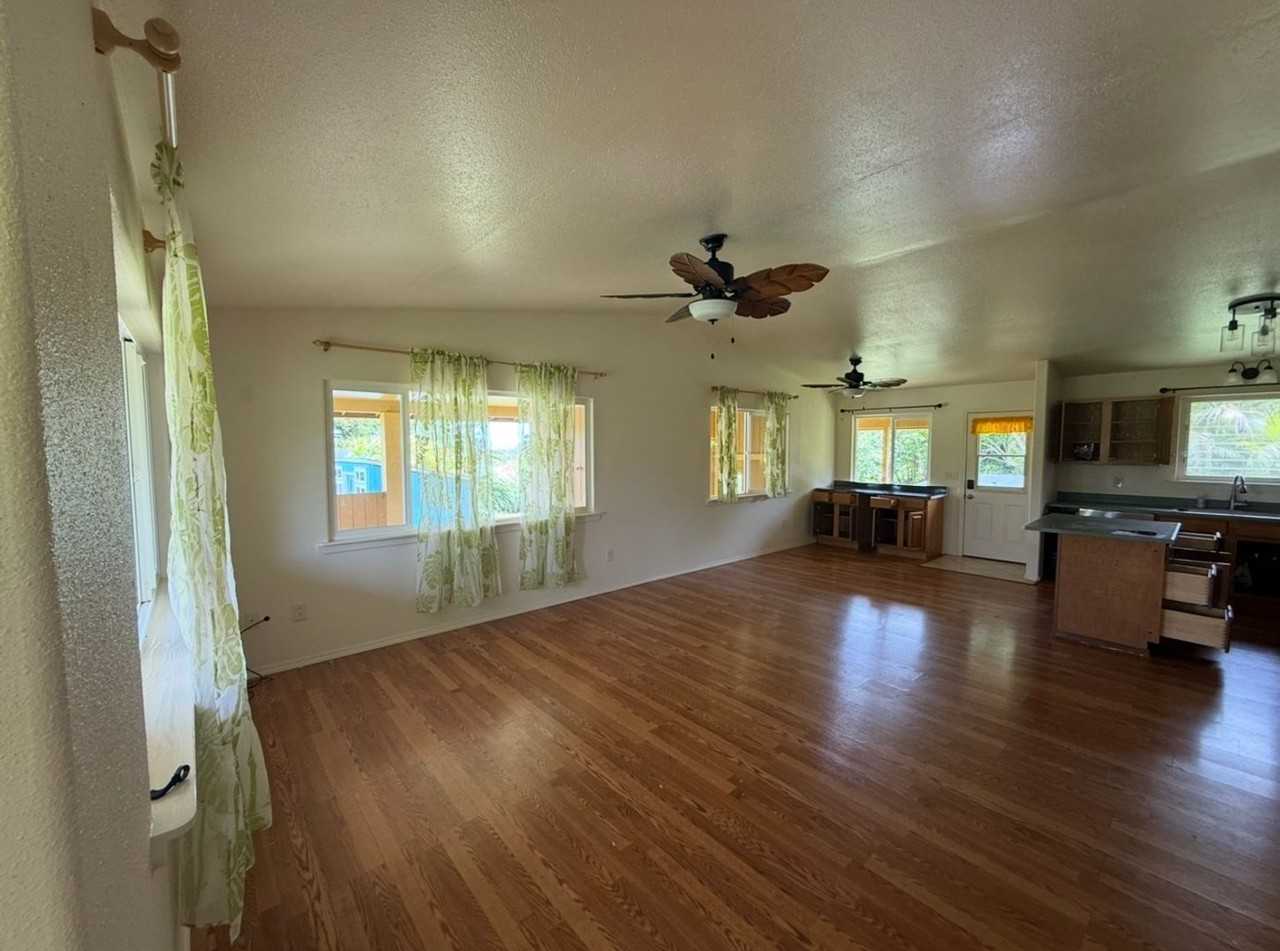 3409 Lauoho Rd - Photo 6 of 13