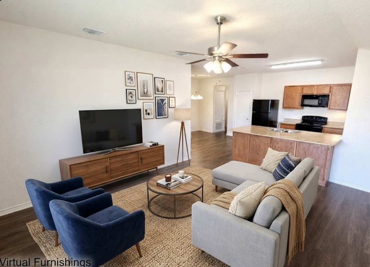 3105 Ochiltree Dr #B - Photo 2 of 14