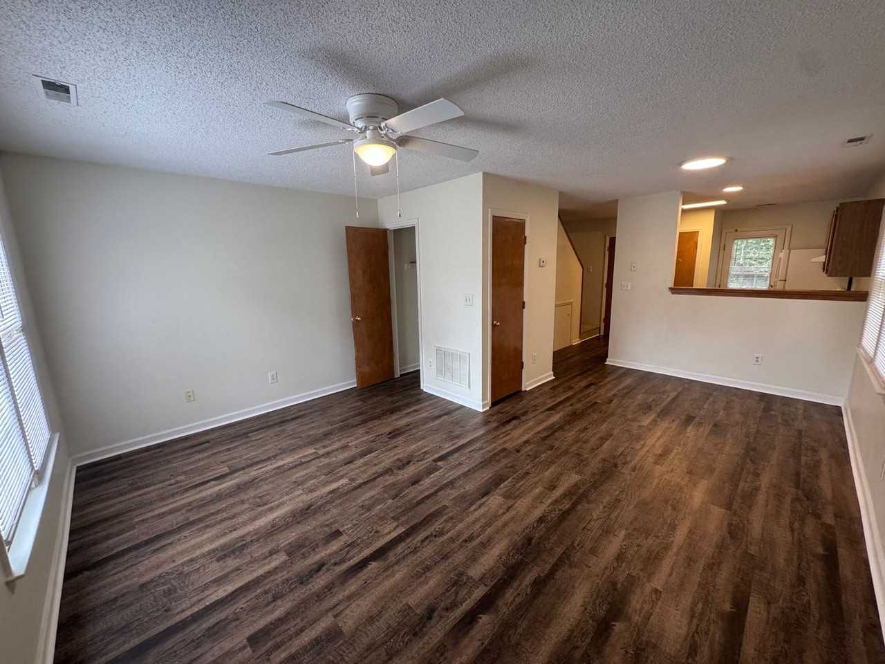 2918 Faversham Pl - Photo 2 of 16
