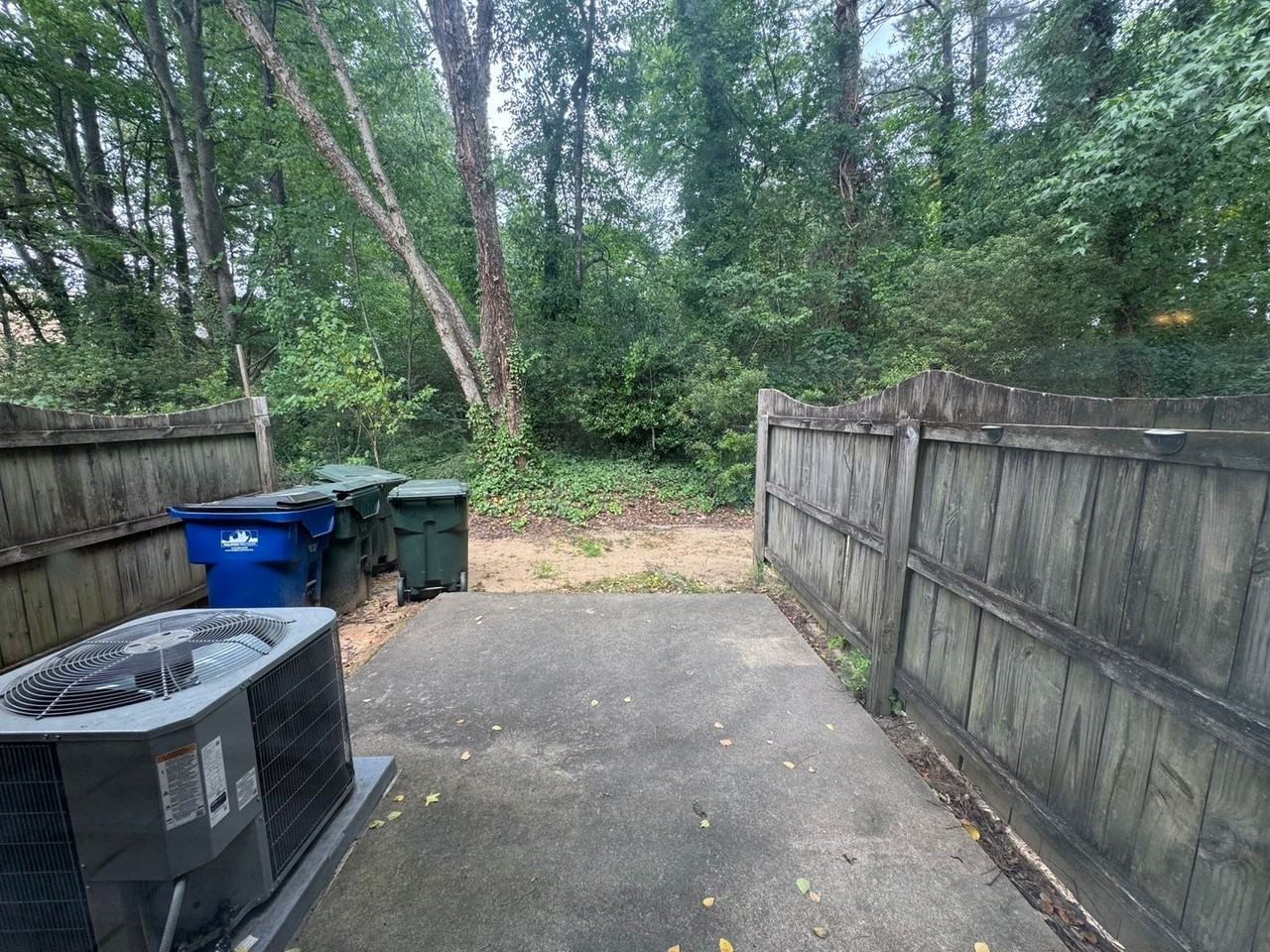 2918 Faversham Pl - Photo 6 of 16